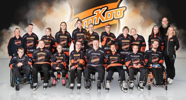 Special Hockey-joukkue KooKoo Jääkarhut