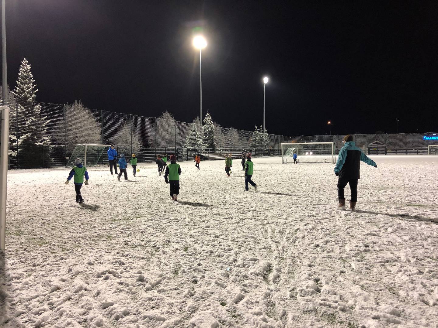 Pallohait uuteen kauteen kahtena joukkueena