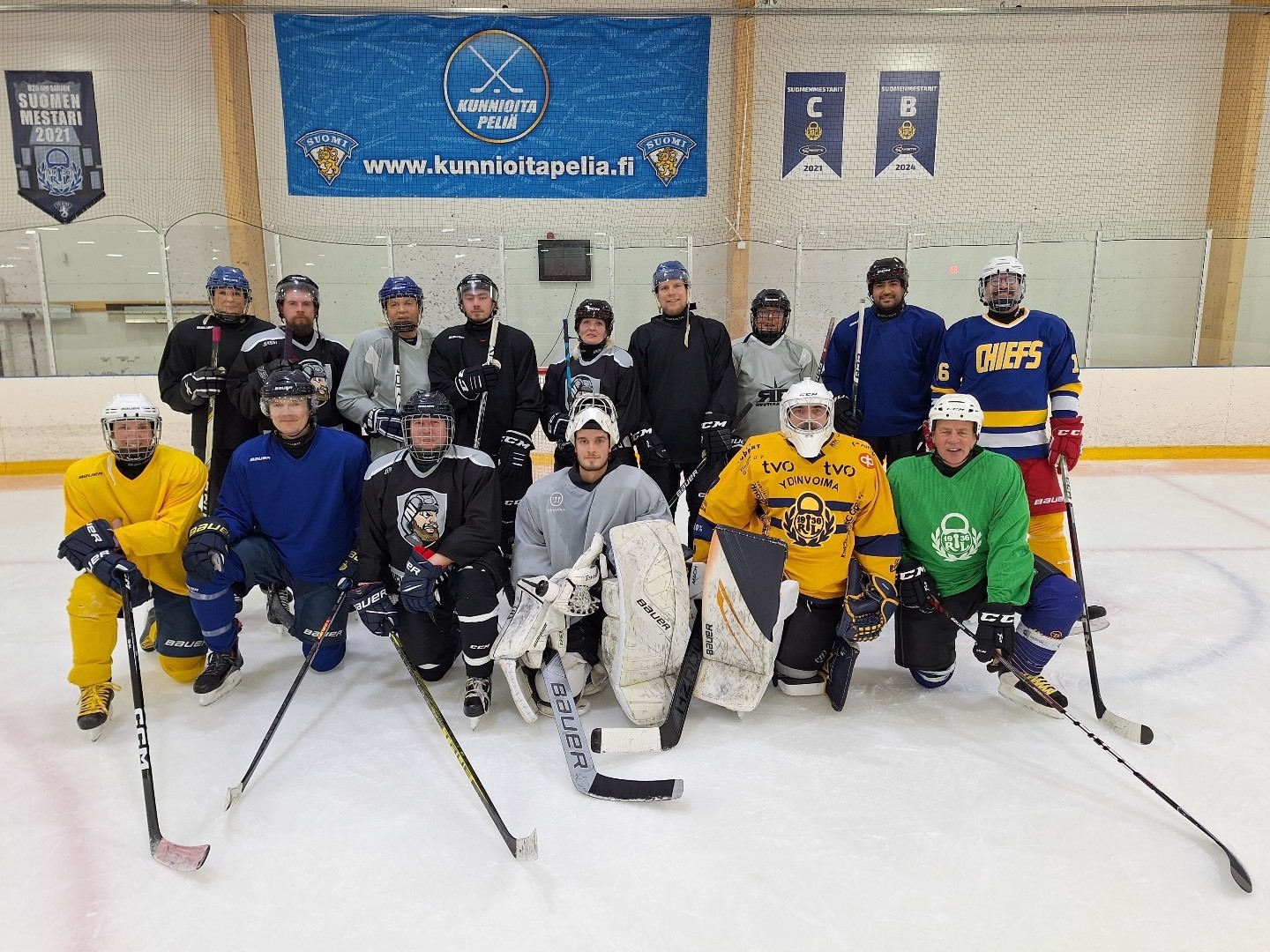 Aikuisten kiekkokoulu jatkuu!/Adult Hockey School continues! INFO 🇫🇮/🇬🇧