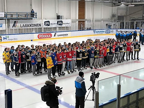 Lukko-pakit Emil Saarinen ja Saku Leskinen U16-ryhmään!