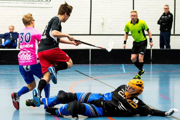 Maalikooste: Edustus voitti Classic II:n ja nousi sarjakärkeen