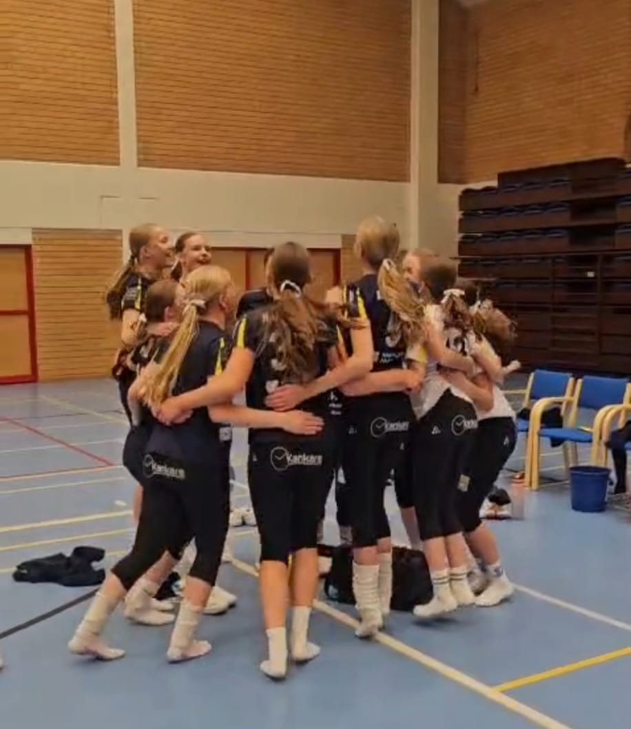U-15 tytöt turnausvoittoon!