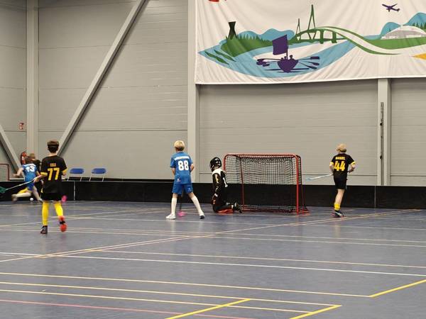 Kaksi erilaista peliä Vaasassa