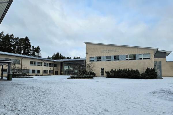 T14 Valkoisen turnaus Maskussa, peli 1/2