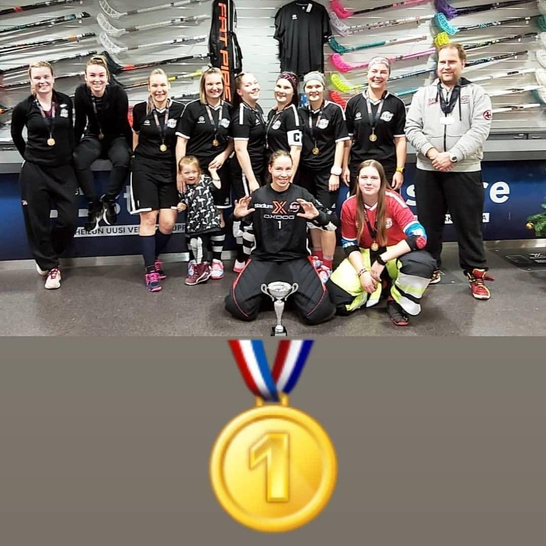 SCH naiset voittivat kultaa Helsinkifloorballcupissa!