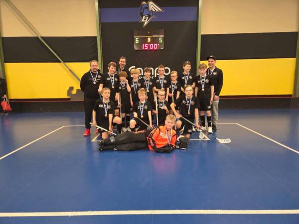 P13 Hurrikaaneille pronssia Aluelopputurnauksessa