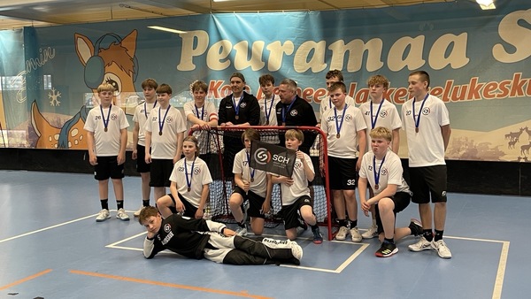 SCH Mustat Pronssille P14 Aluelopputurnauksessa 