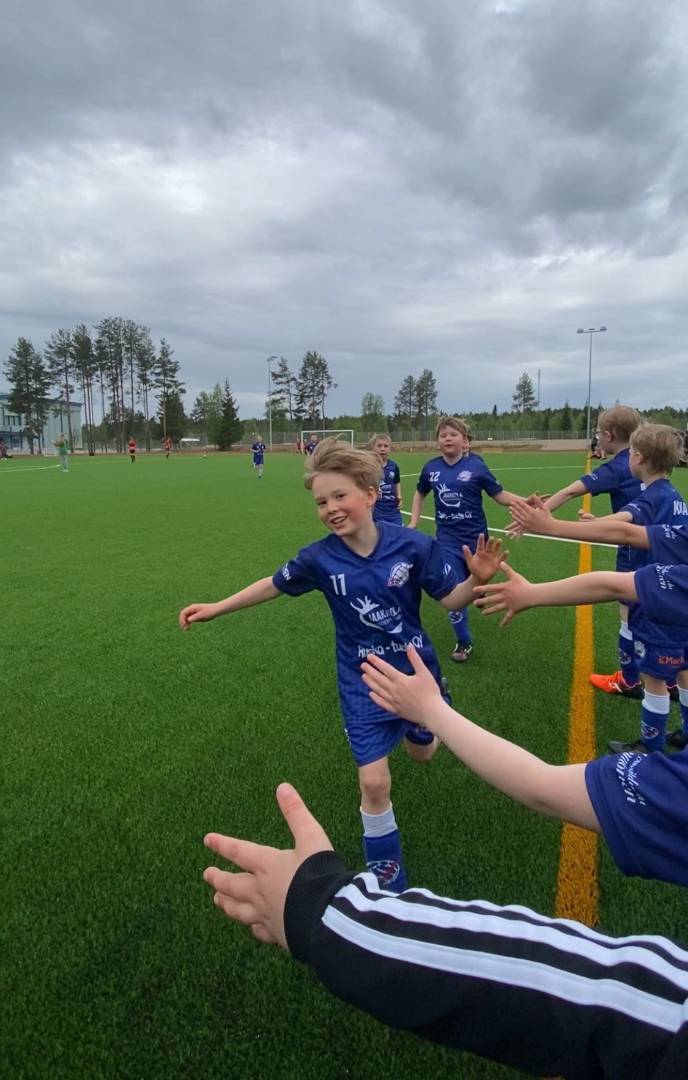 ​Sodankylän Revontuli cup pelattiin vaihtelevassa säässä, mutta lämpimissä tunnelmissa