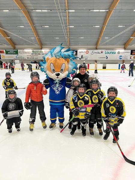 Ilmoittaudu pelaajaksi tai luistelijaksi!