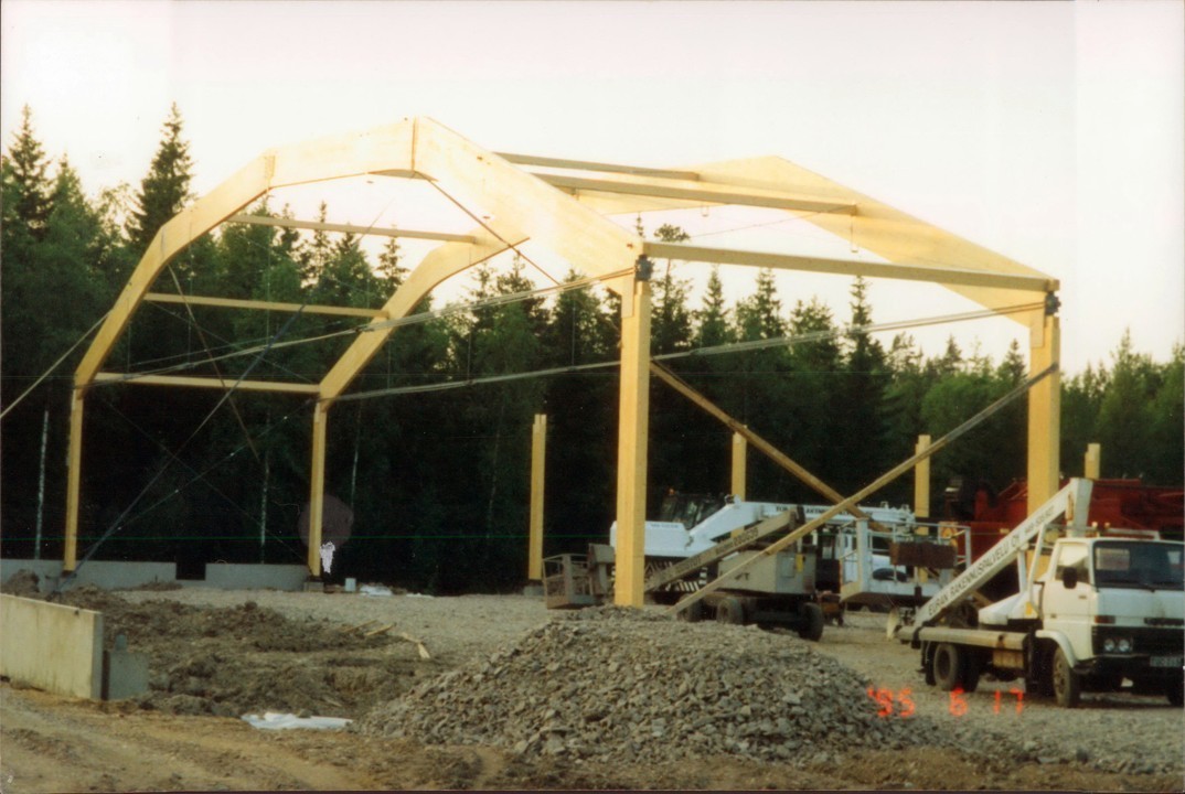 ATJ 30v! Katso mielenkiintoinen kuvasarja jäähallin rakentamisesta