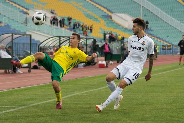Matias Ojala pelasi Ilveksen avauskokoonpanossa heinäkuussa Slavia Sofiaa vastaan.