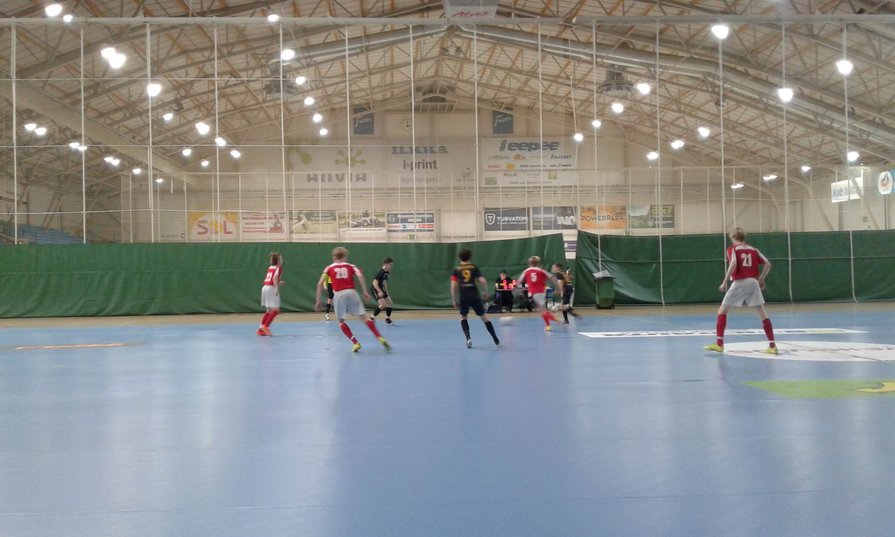 Futsal piirin mestarit TU 03 joukkue pojat 15 sarjassa