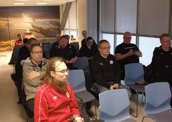 Valmentajapäivä tarjosi tietoa, keskustelua ja viihdettä