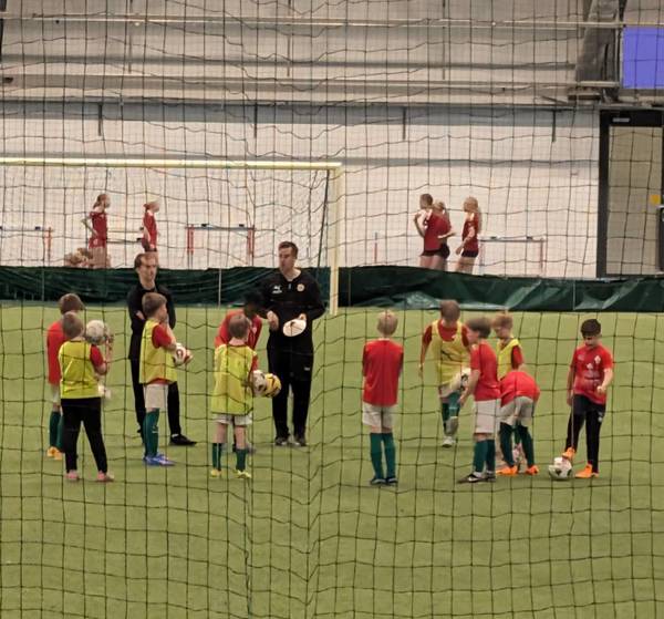 ​Miten kehitymme yksilöinä joukkueeksi?