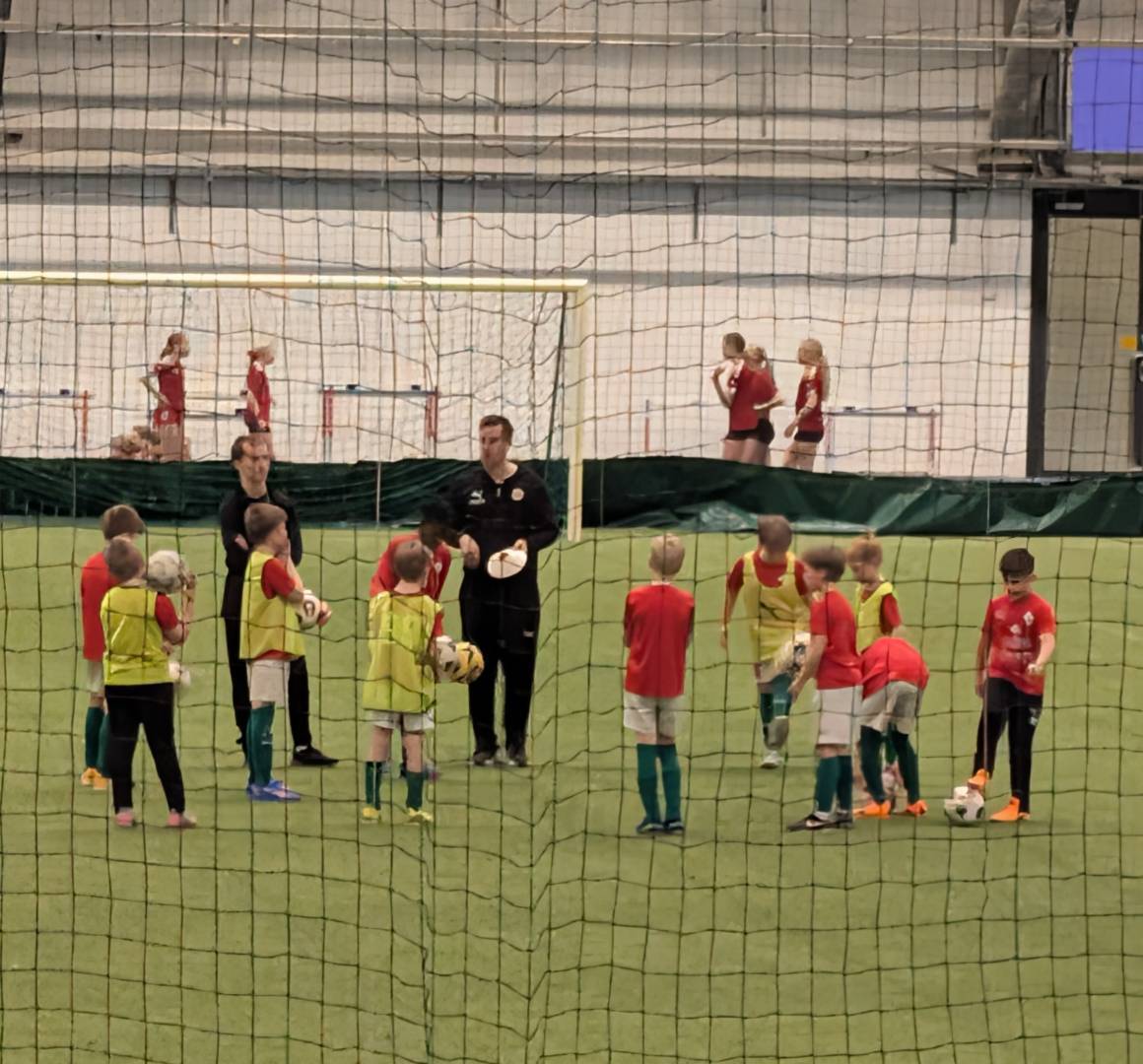 ​Miten kehitymme yksilöinä joukkueeksi?