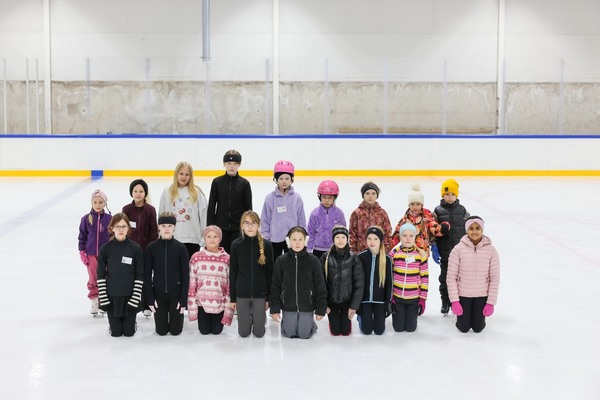 Koululaisten luistelukoulu