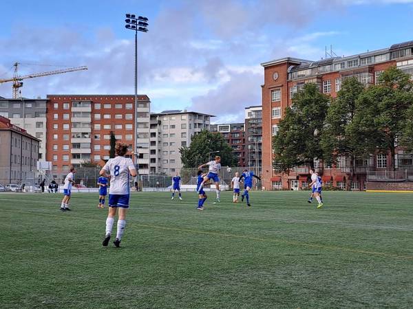 Vihdoin voitto! EuPa kaatui parkilla 8–4 (4–1)