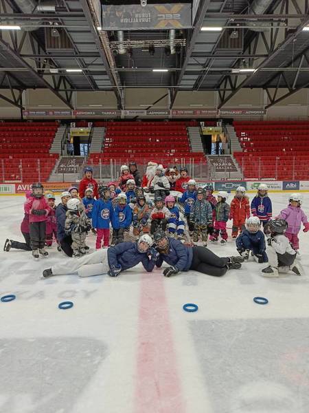 Ringettekoulun teemakerrat