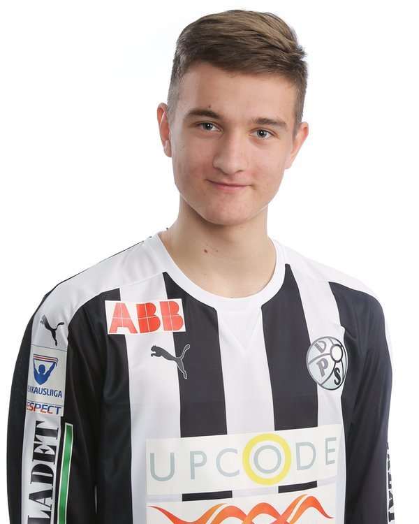 Samu Alanko U18 maajoukkueen mukana Pietariin