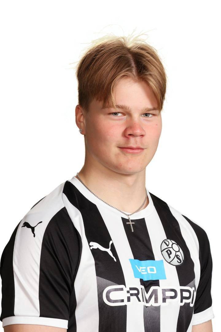 Gabriel Sillanpää U17-maajoukkueleirille