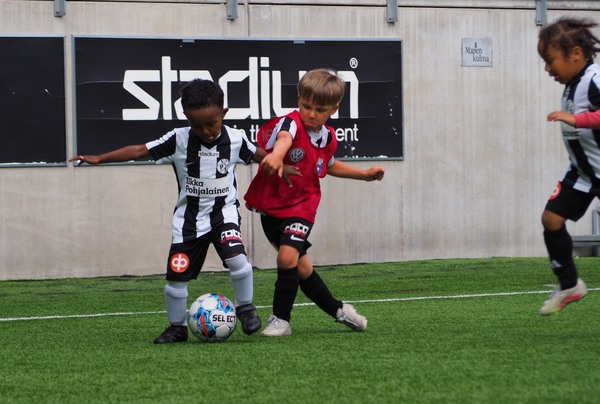 Junnuliiga 20.8. pelit / spelen / matches