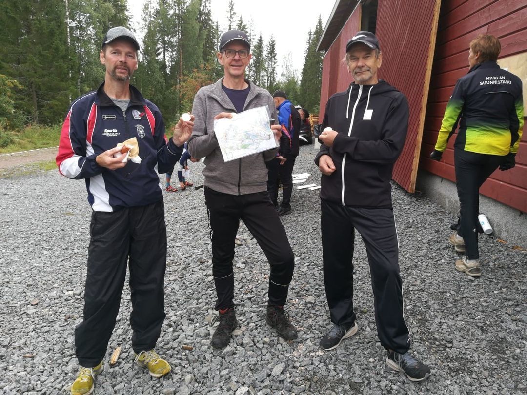 Kulta, hopea ja pronssi suunnistuksen aluemestaruuskisoista
