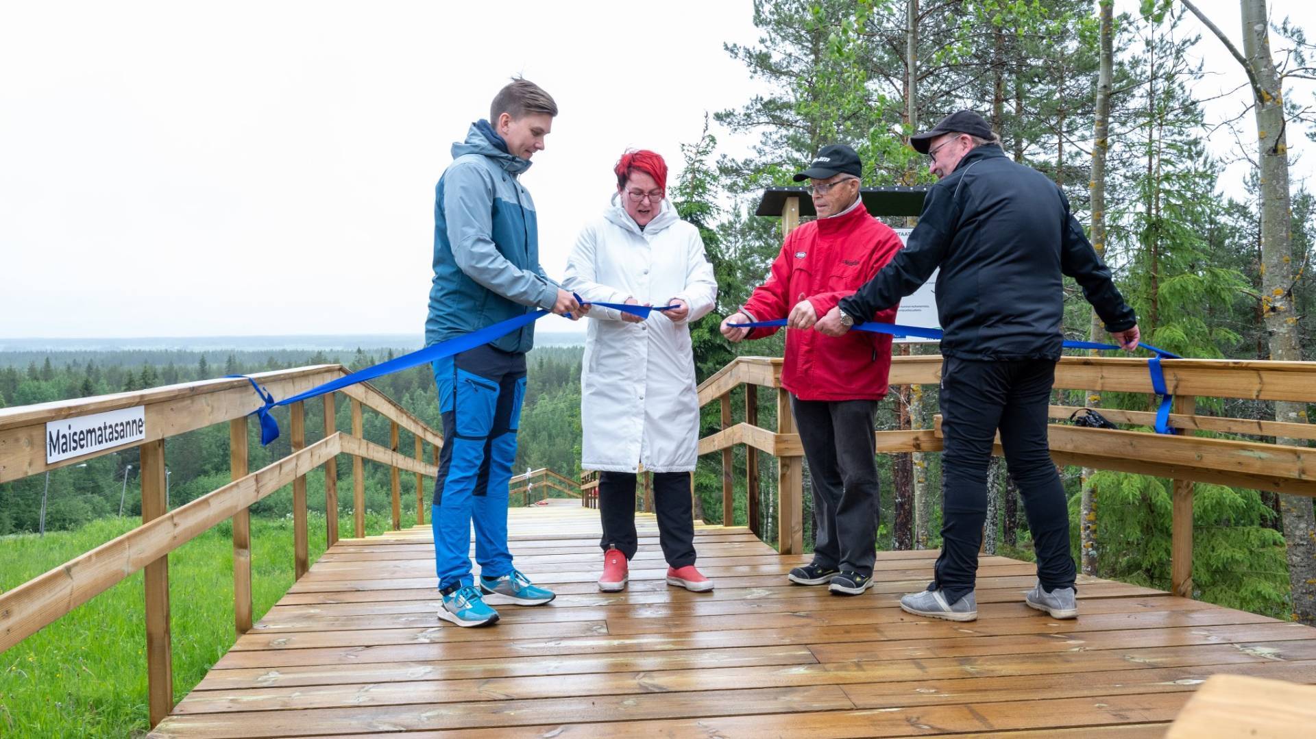 Huhmarin kuntoportaat avattiin