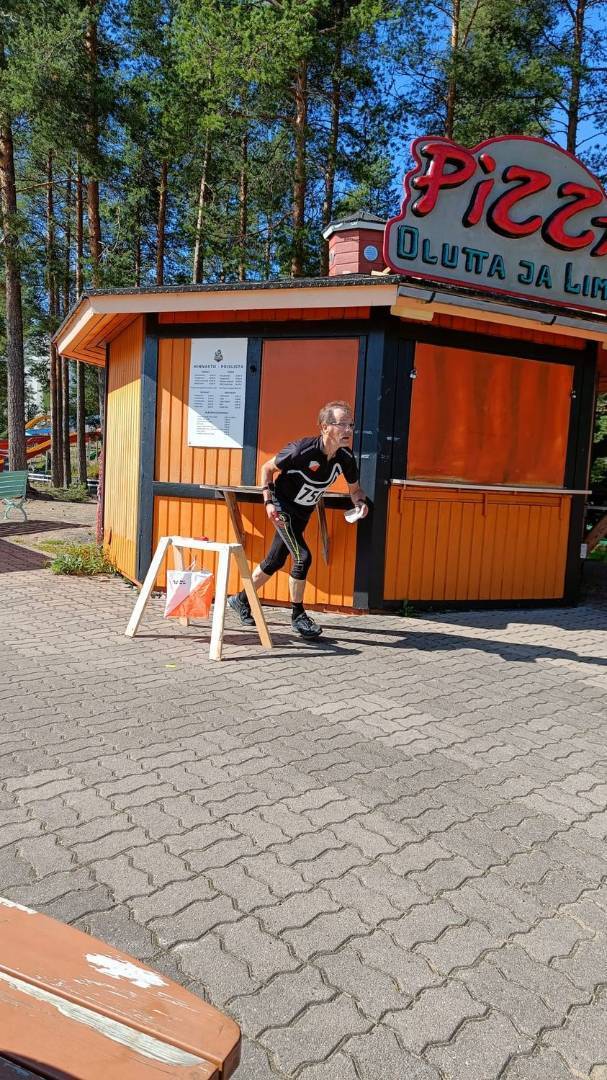 Jylkkä mestariksi, Nissilä ja Jaakola hopealle AM sprinttisuunnistuksessa