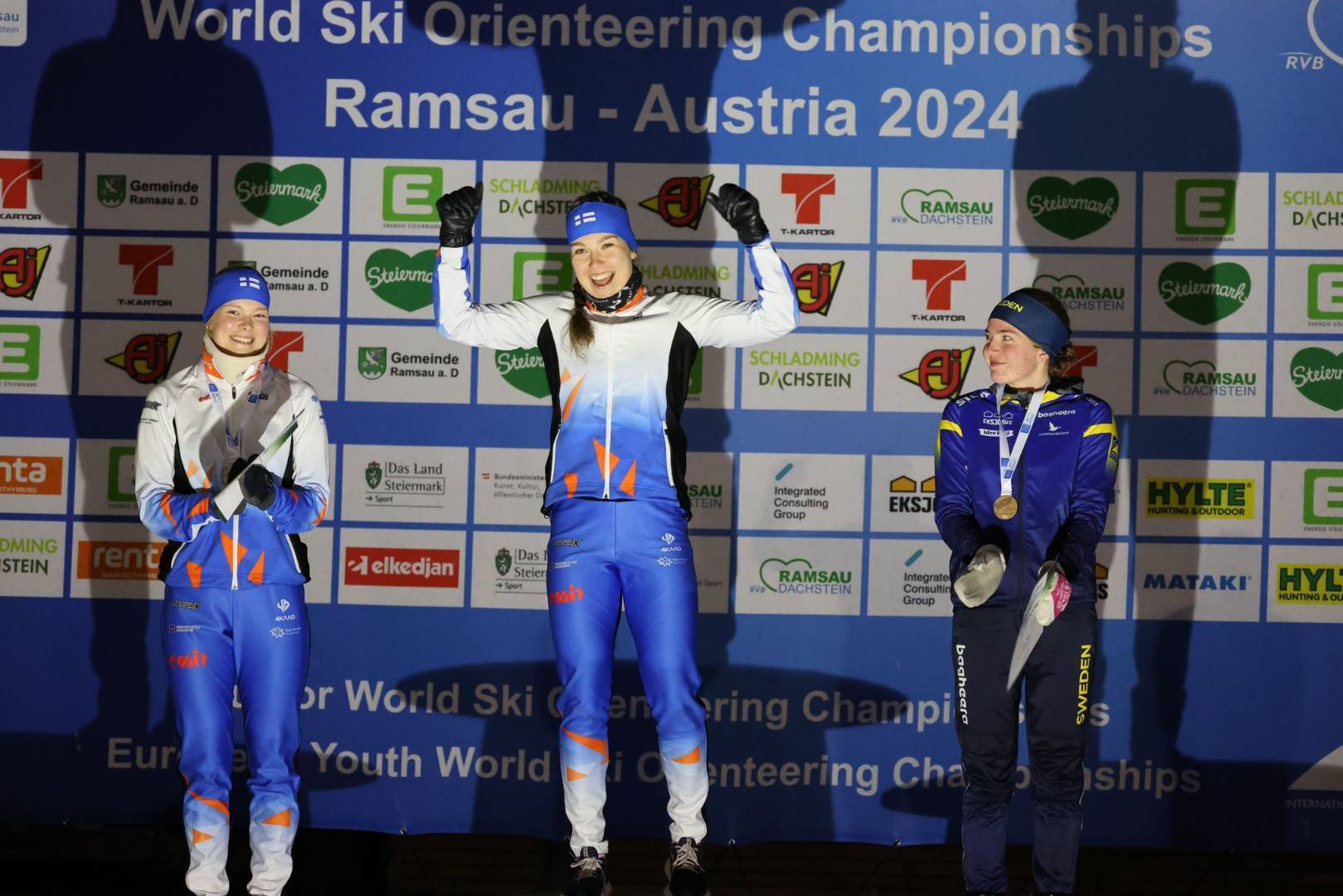 Amanda Yli-Futka nuorten MM-kultaan hiihtosuunnistuksessa