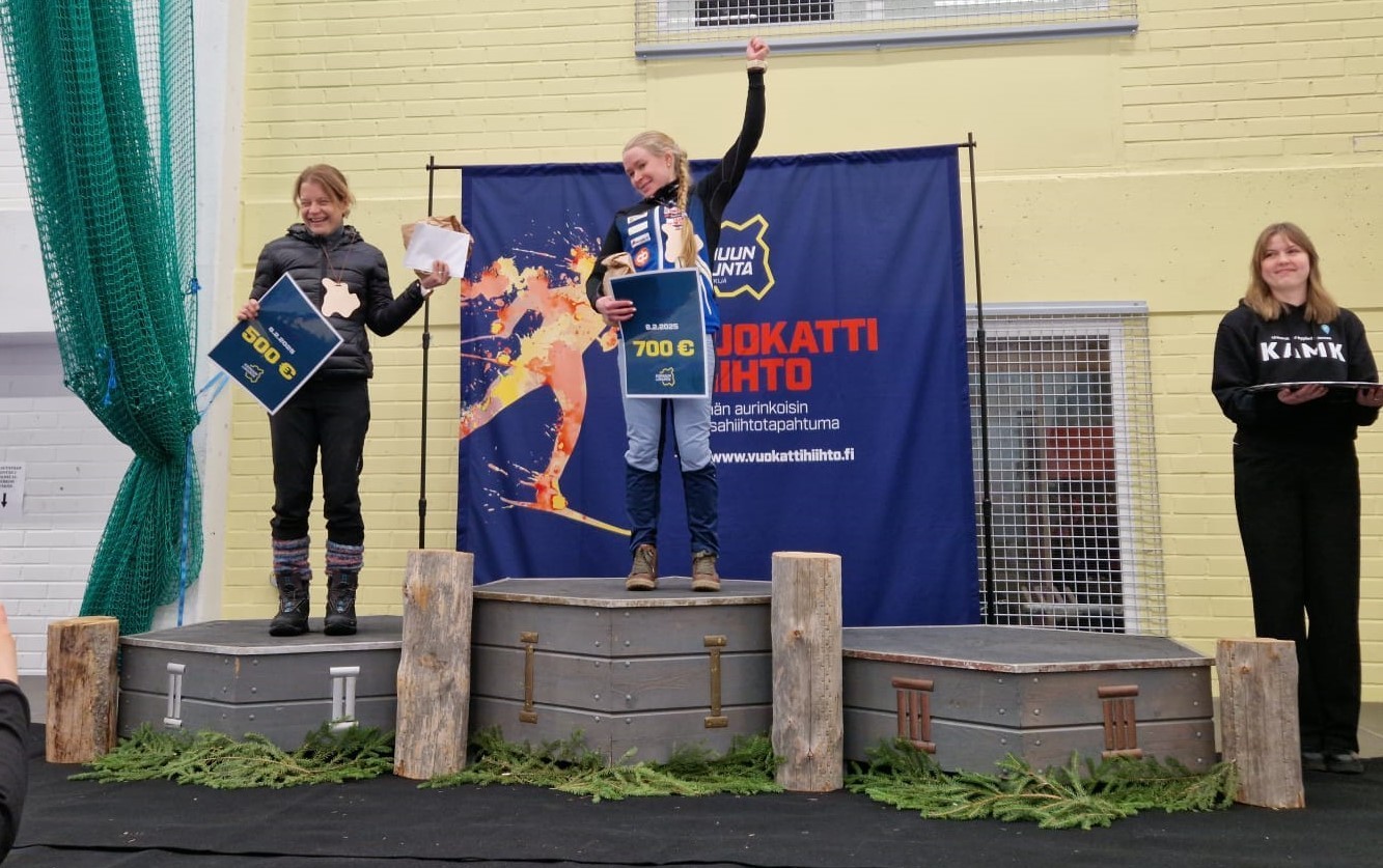 ​Anna-Kaisa, Enni-Sofia, Jimi, Jukka-Pekka ja Matti Vuokatti hiihdon voittoihin