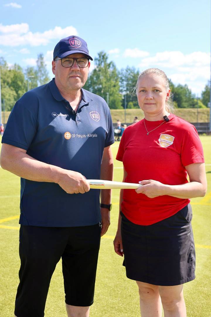 Naperoleirin järjestäjän maila luovutettiin eteenpäin