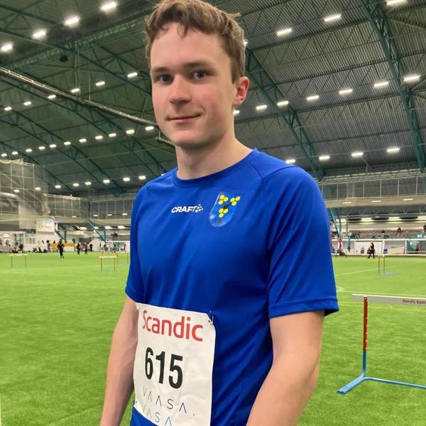 ​Minea Perttu ja Peetu Mastokangas ennätyksiin SM-halleissa