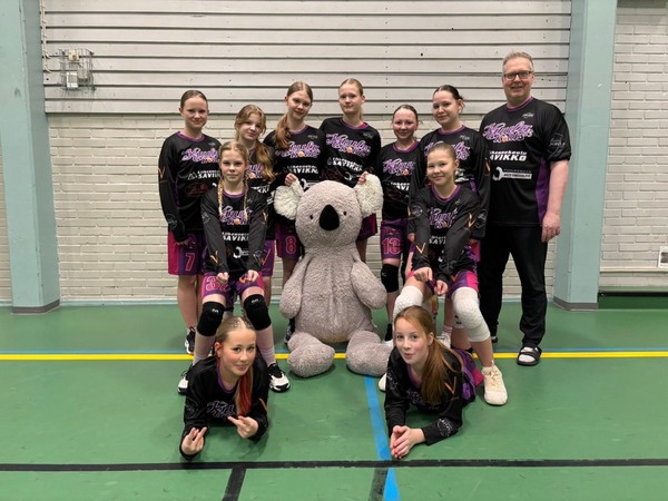 Koriskunkuille voitot kotiturnauksesta