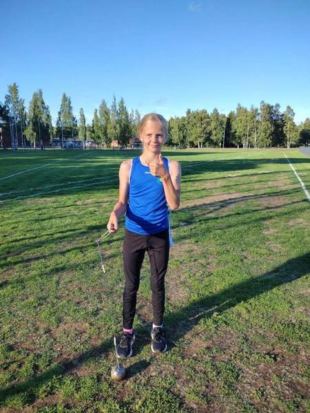 Vanessa Utriaiselle uusi ennätys moukarissa.