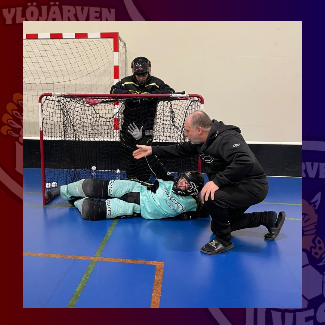 Maalivahtivalmennusta salibandyn pelaajille