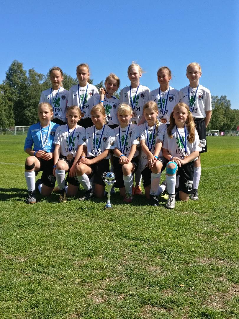 E-tytöt pronssille Wasa Footballcupissa 6.-8.7.2018